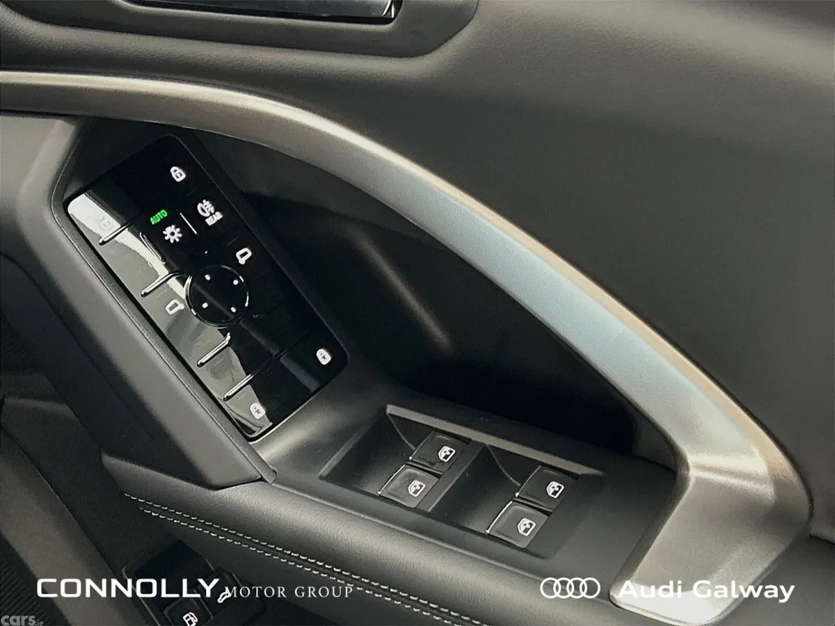 Audi Q5 SUV, Petrol Plug-in Hybrid, 2027, White