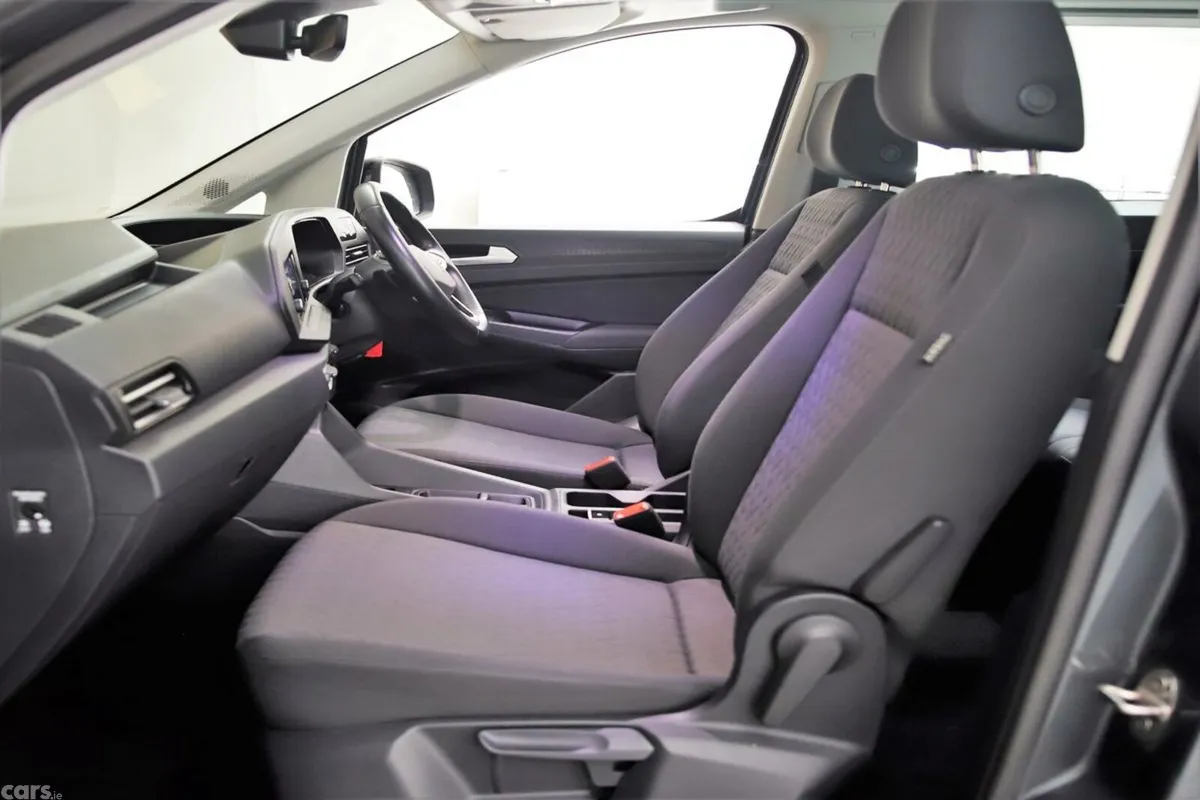 Volkswagen Caddy MPV, Diesel, 2023, Grey
