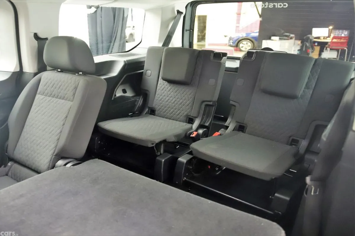 Volkswagen Caddy MPV, Diesel, 2023, Grey
