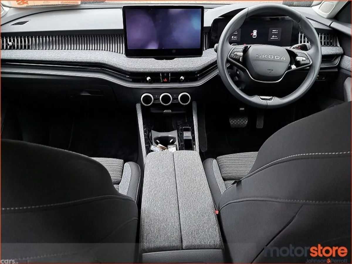 Skoda Superb Estate, Petrol Plug-in Hybrid, 2025, Grey
