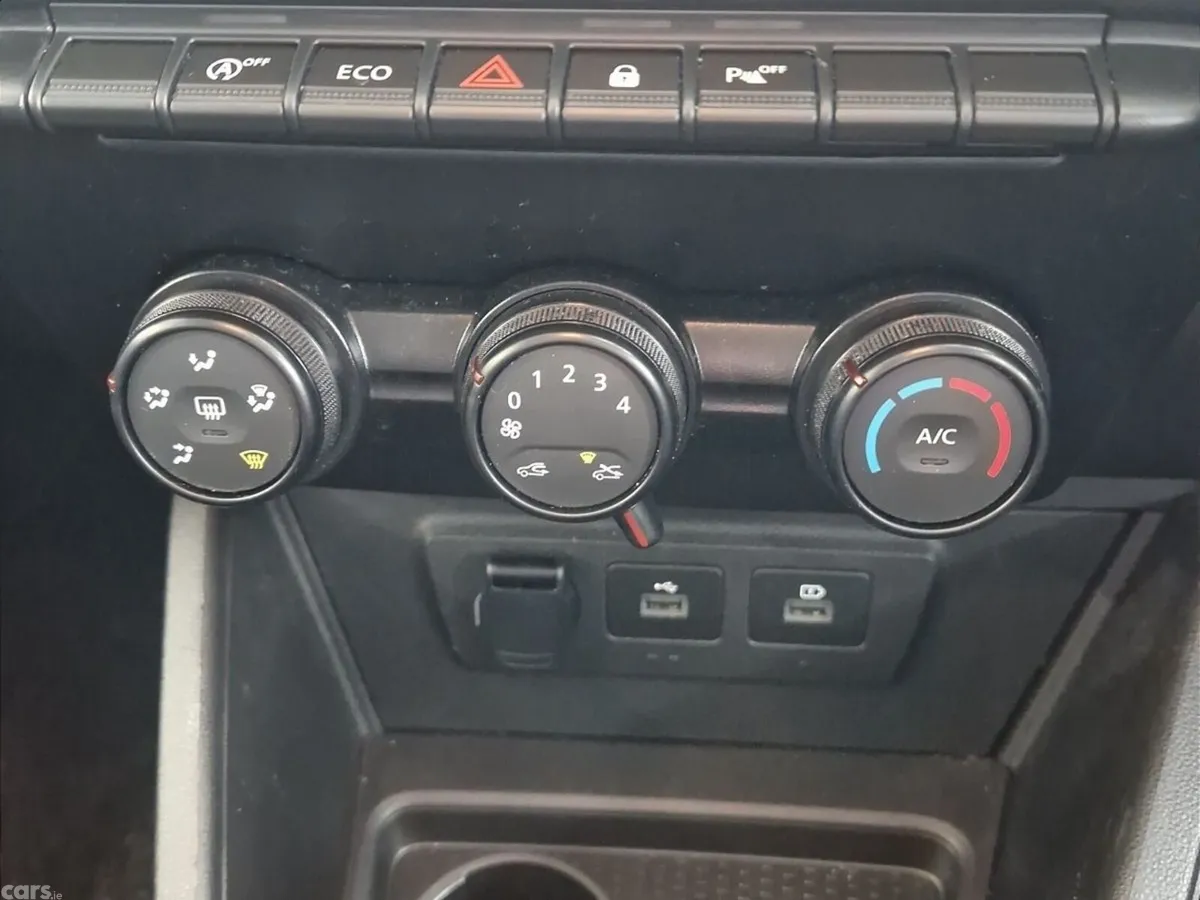Dacia Duster SUV, Diesel, 2023, Grey