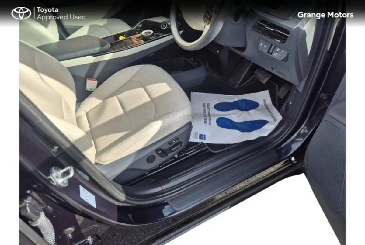 Kia EV6 MPV, Electric, 2022, Blue