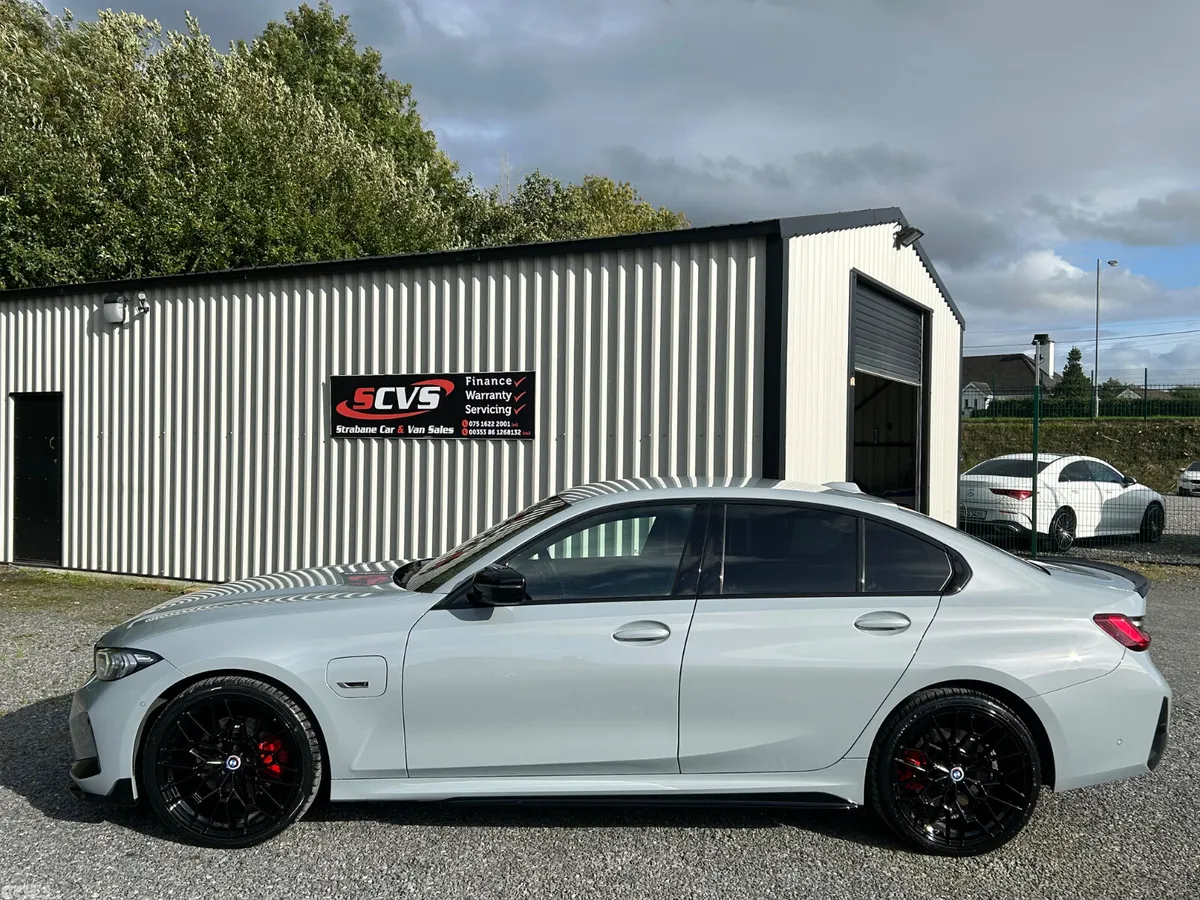 BMW 3-Series Saloon, Petrol Hybrid, 2023, Grey