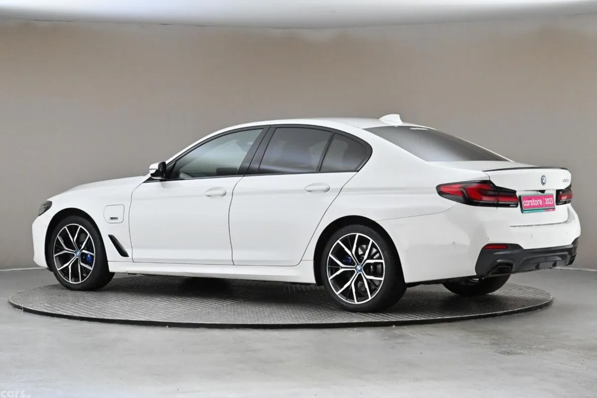 BMW 5-Series Saloon, Petrol Plug-in Hybrid, 2023, White