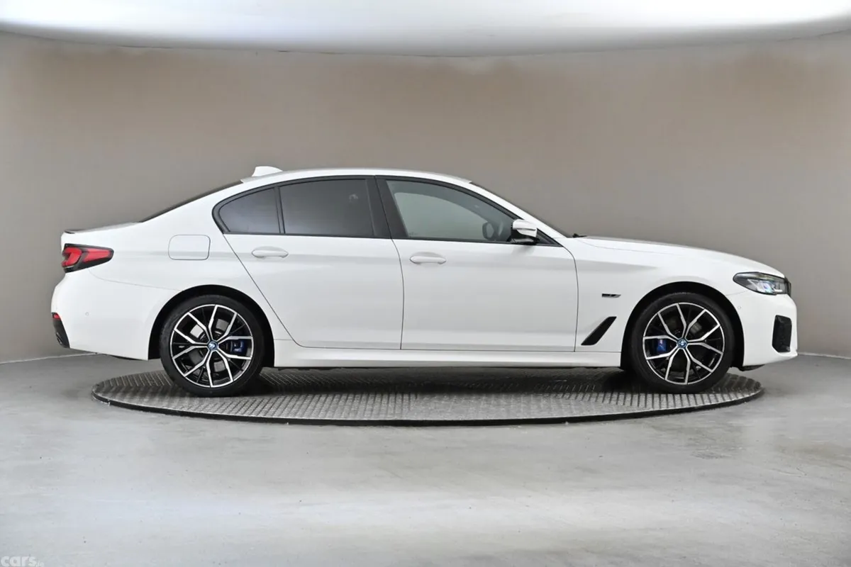 BMW 5-Series Saloon, Petrol Plug-in Hybrid, 2023, White