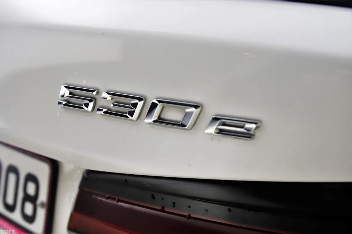 BMW 5-Series Saloon, Petrol Plug-in Hybrid, 2023, White
