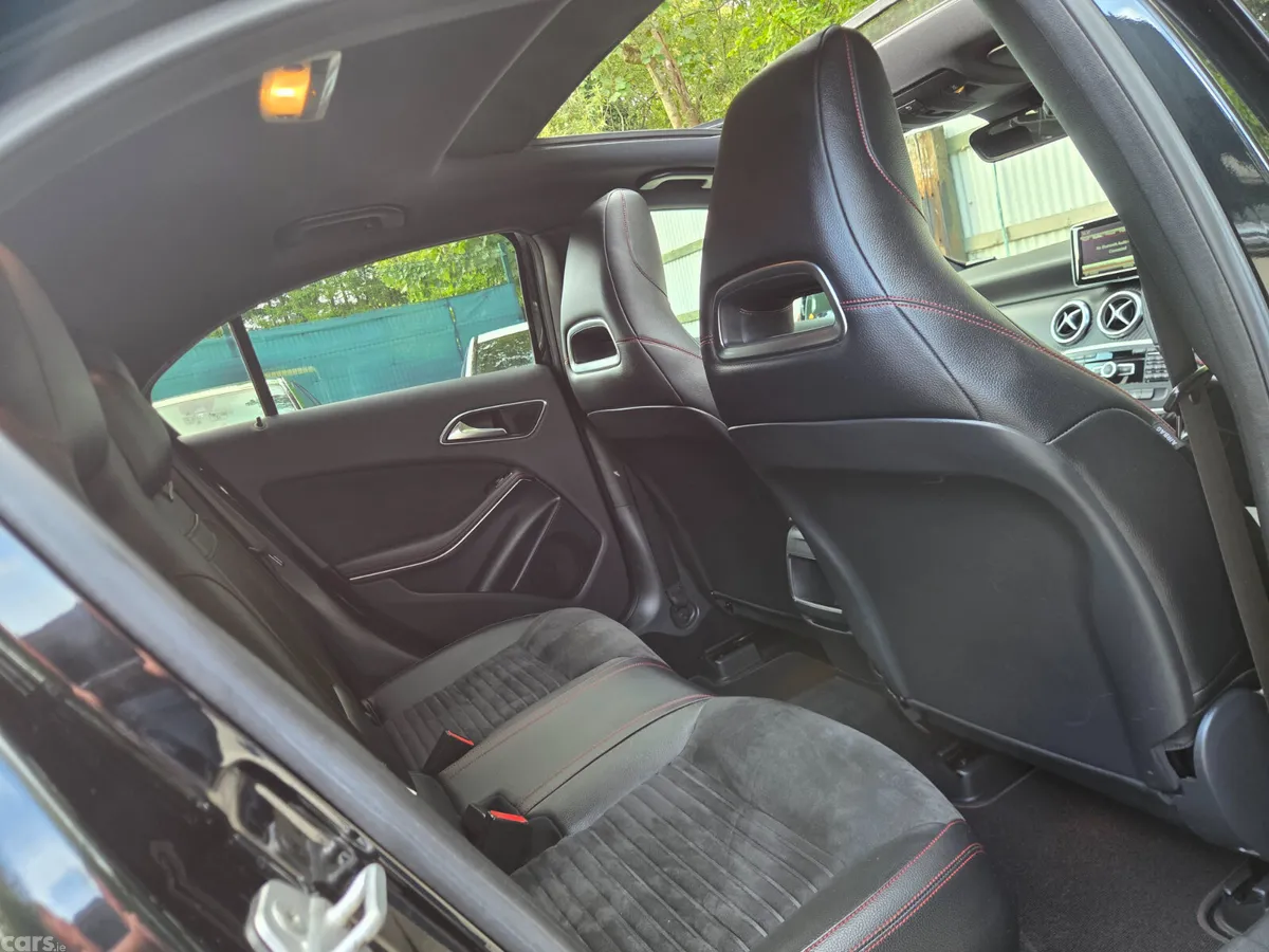 Mercedes-Benz A-Class Hatchback, Petrol, 2013, Black
