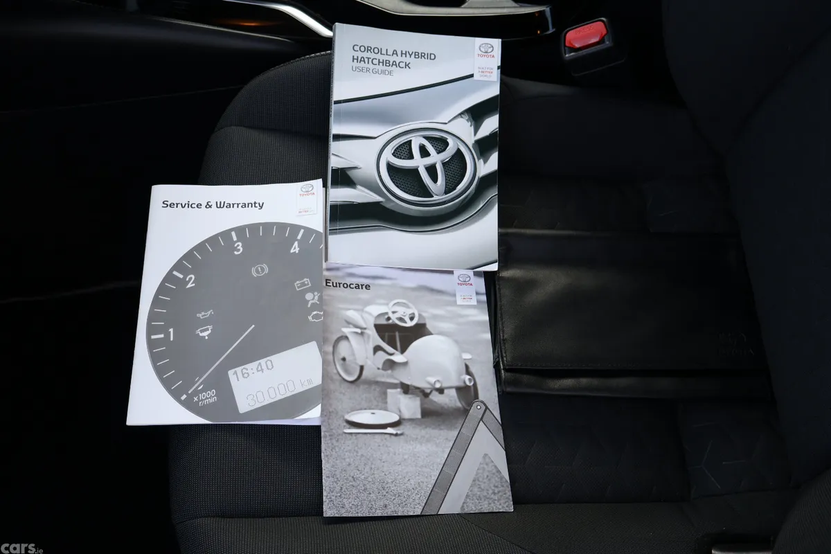 Toyota Corolla Hatchback, Petrol Hybrid, 2019, White