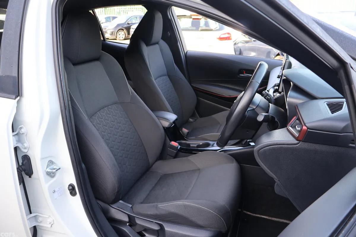 Toyota Corolla Hatchback, Petrol Hybrid, 2019, White