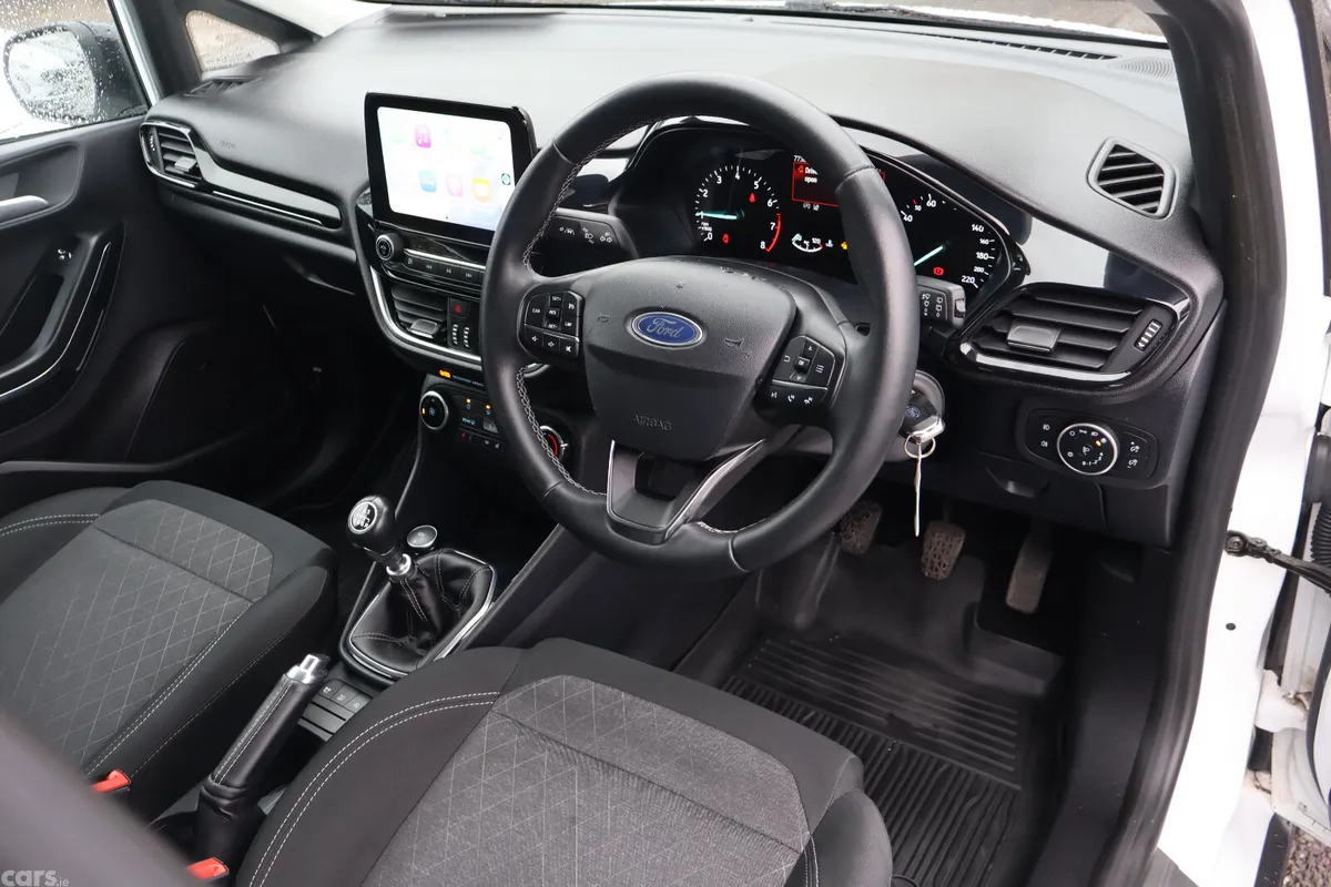Ford Fiesta Hatchback, Petrol, 2020, White