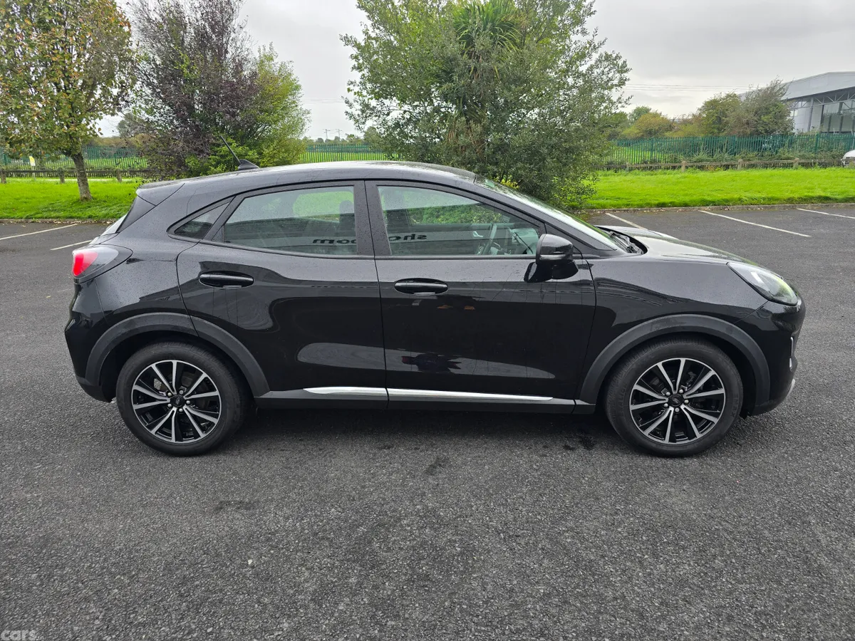 Ford Puma MPV, Petrol Hybrid, 2020, Black