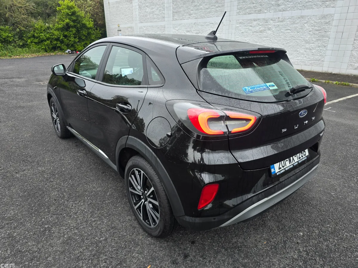 Ford Puma MPV, Petrol Hybrid, 2020, Black