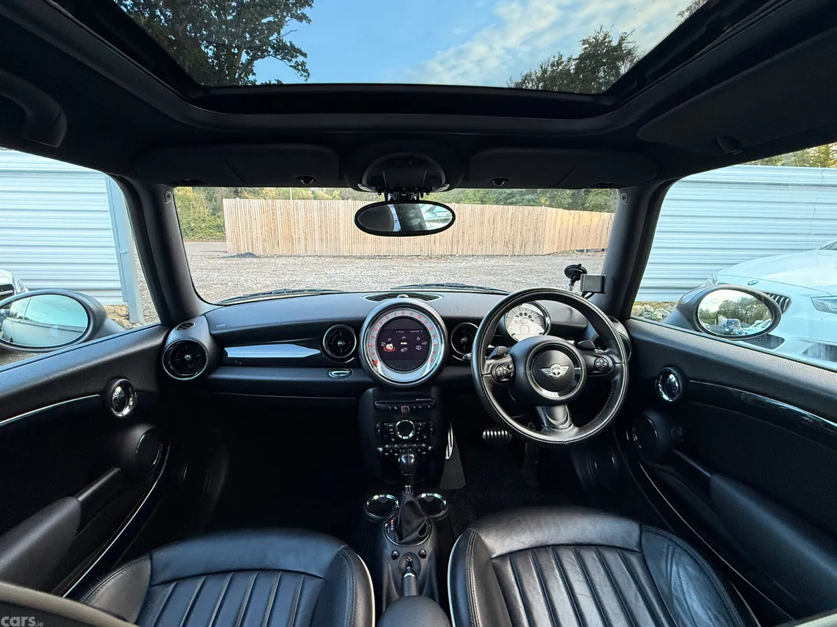 Mini Cooper Hatchback, Diesel, 2011, Grey