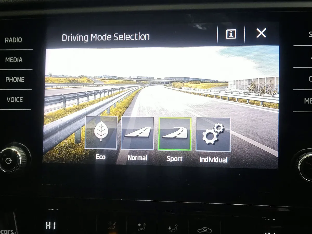 Skoda Octavia Hatchback, Diesel, 2019, Black
