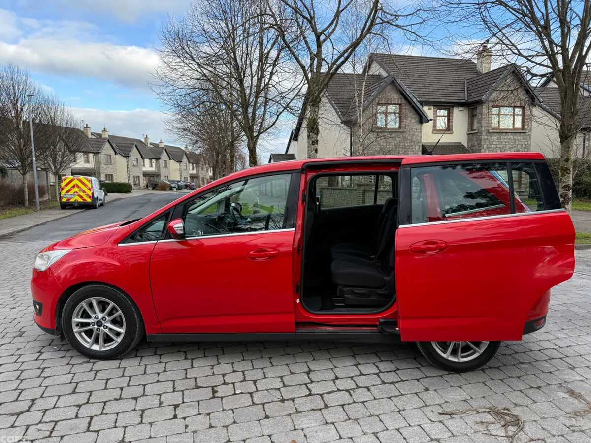 Ford Grand C-Max MPV, Diesel, 2015, Red
