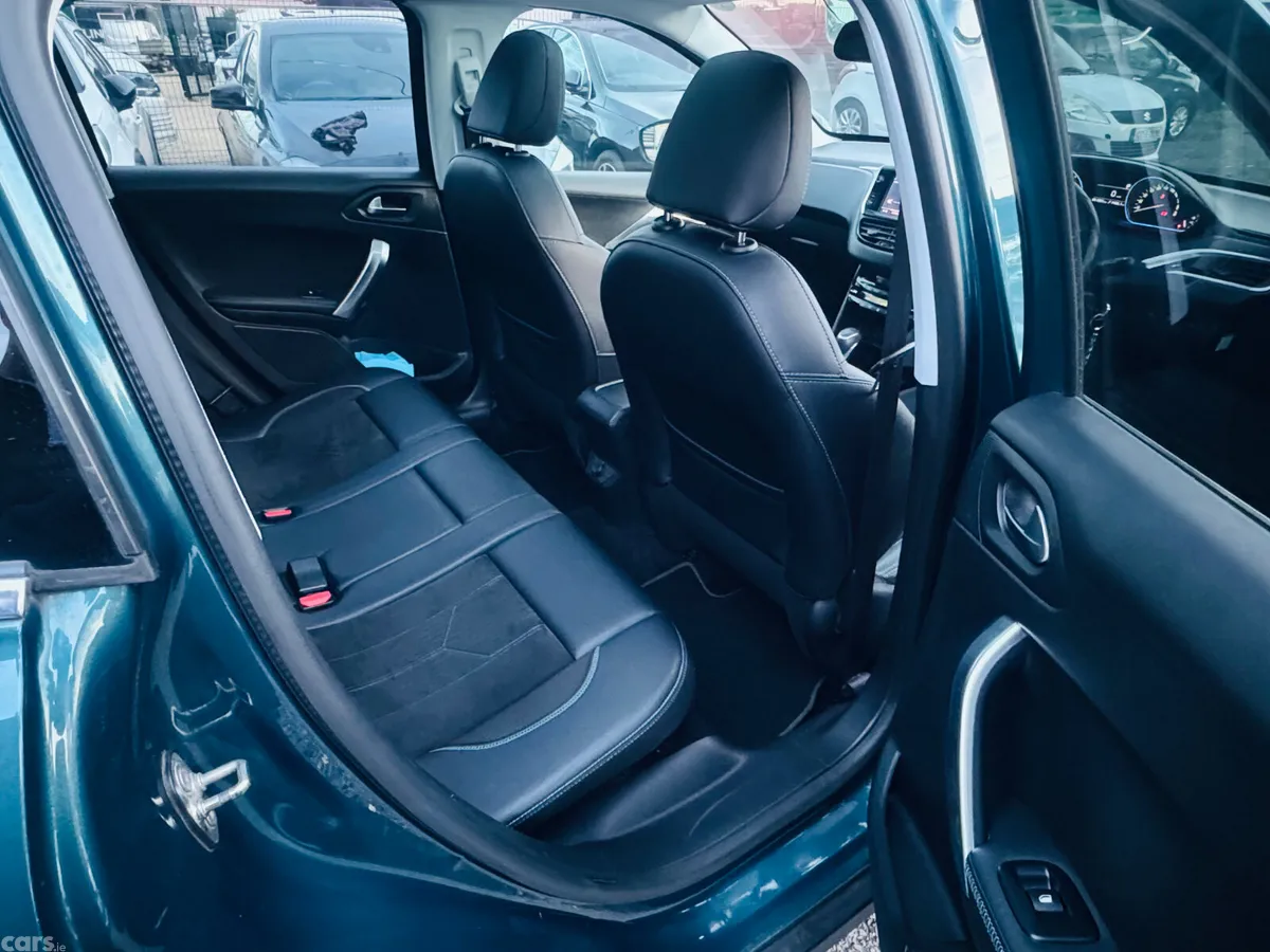 Peugeot 2008 SUV, Petrol, 2019, Green