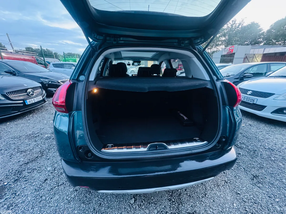 Peugeot 2008 SUV, Petrol, 2019, Green