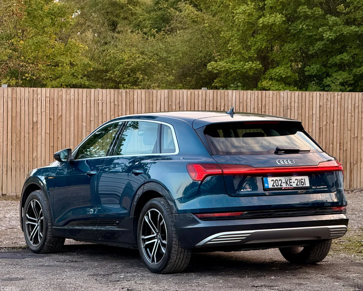 Audi e-tron Estate, Electric, 2020, Blue