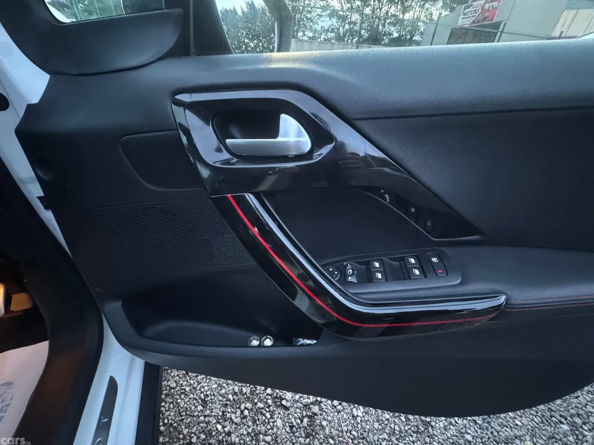 Peugeot 2008 SUV, Petrol, 2018, White
