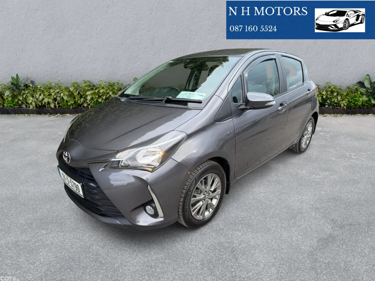 Toyota Yaris Hatchback, Petrol, 2019, Grey