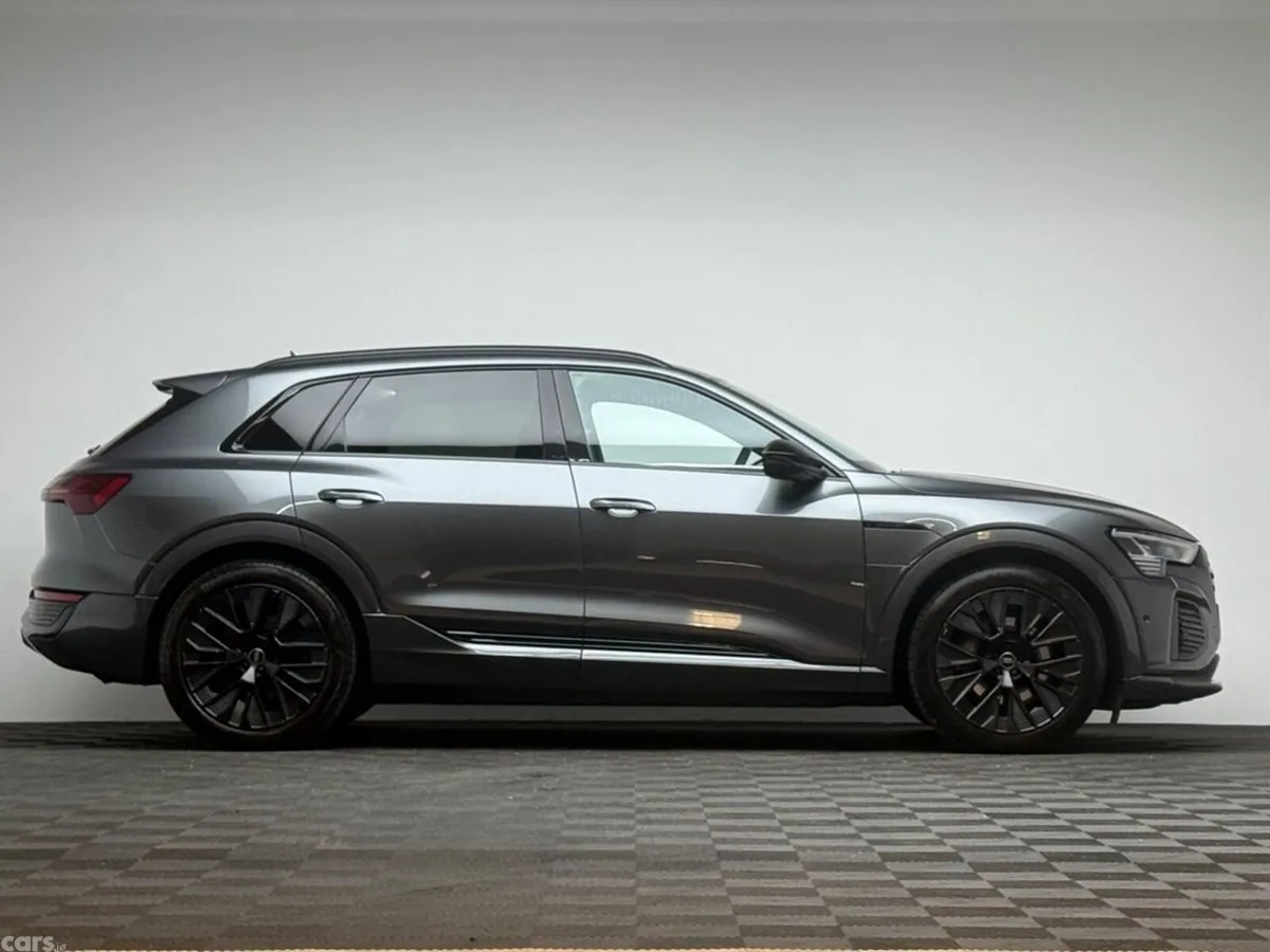 Audi Q8 e-tron SUV, Electric, 2023, Grey
