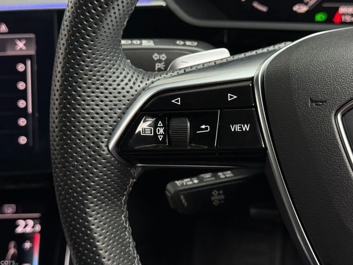 Audi Q8 e-tron SUV, Electric, 2023, Grey