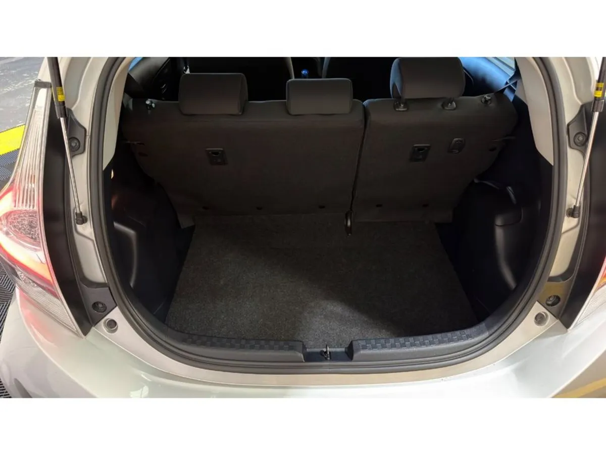 Toyota Aqua Hatchback, Petrol Hybrid, 2020, Silver