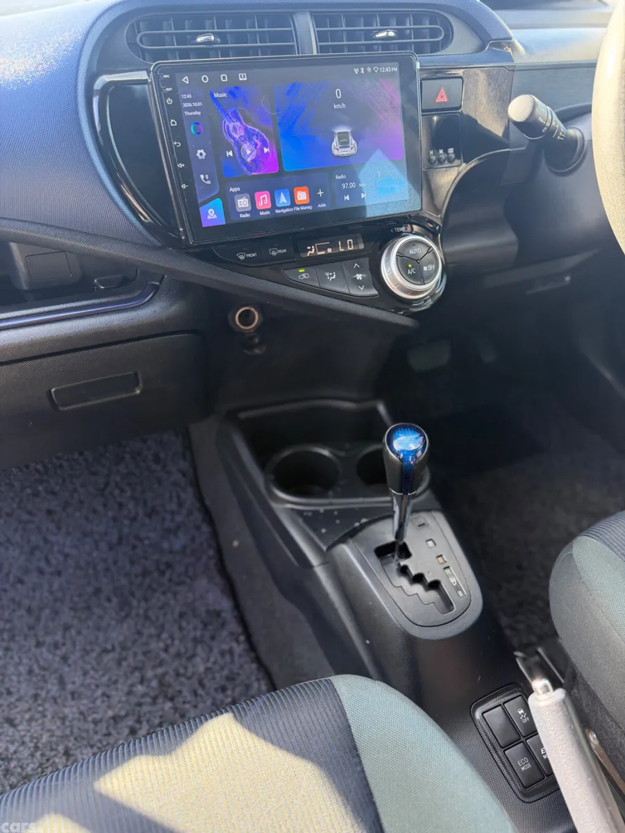 Toyota Aqua Hatchback, Petrol Hybrid, 2015, White