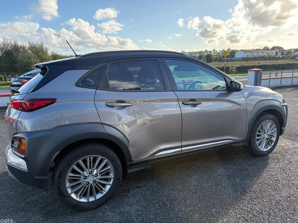 Hyundai KONA MPV, Petrol, 2018, Grey