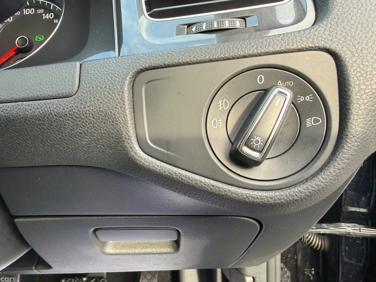Volkswagen Golf Hatchback, Petrol, 2018, Black