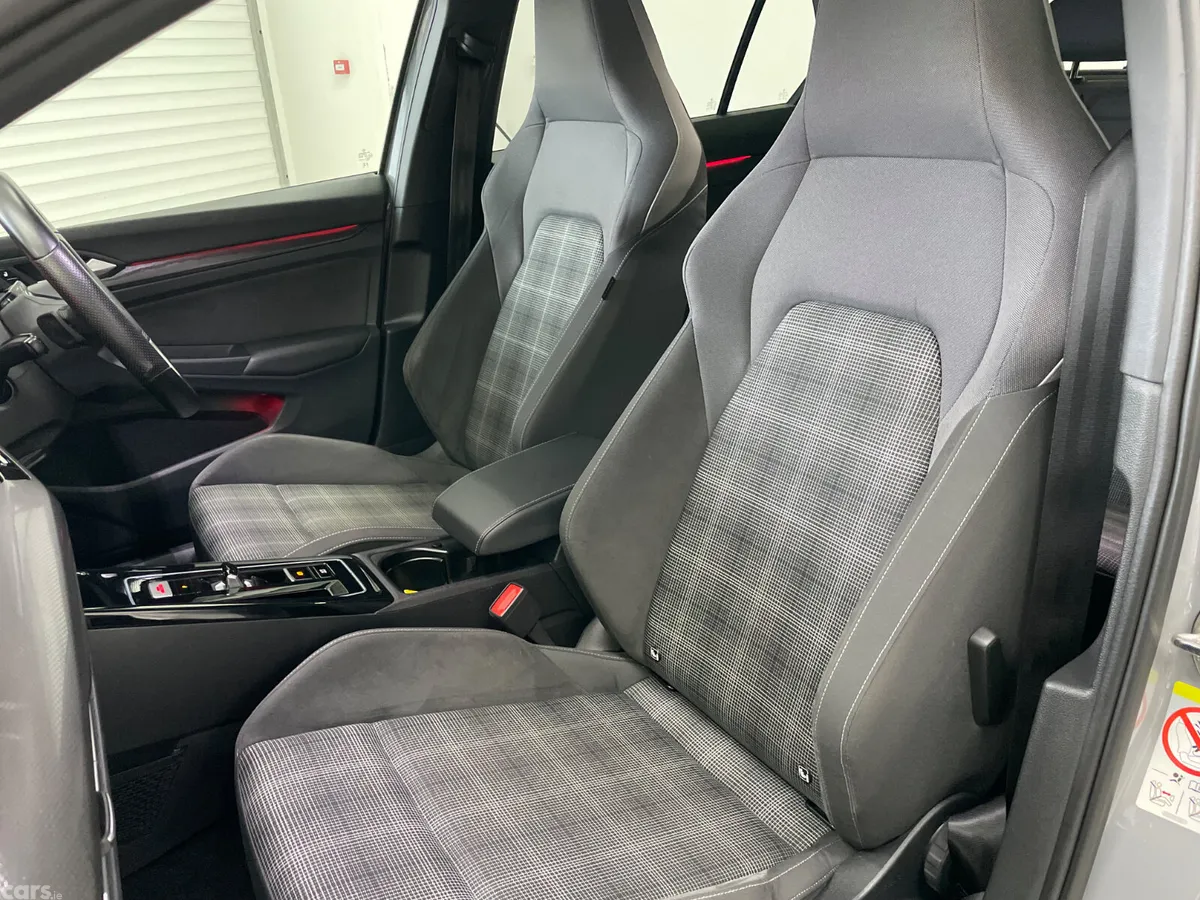 Volkswagen Golf Hatchback, Diesel, 2023, Grey