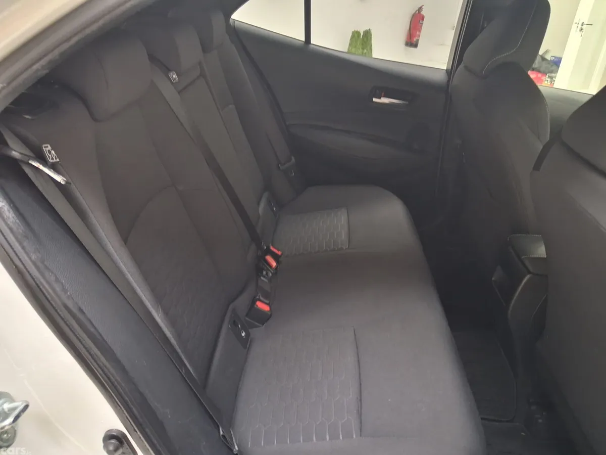 Toyota Corolla Hatchback, Petrol Hybrid, 2019, White
