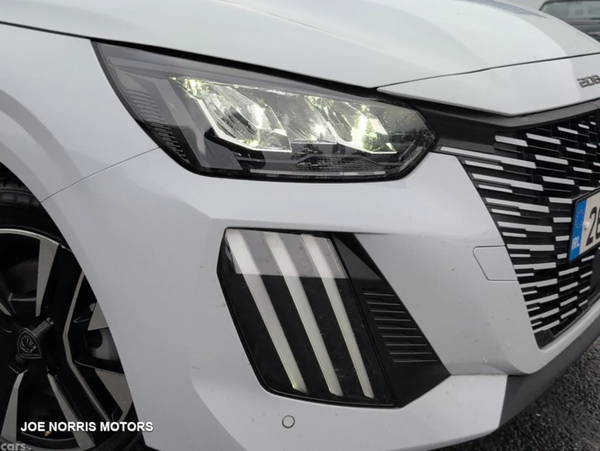 Peugeot 208 Hatchback, Petrol, 2026, White