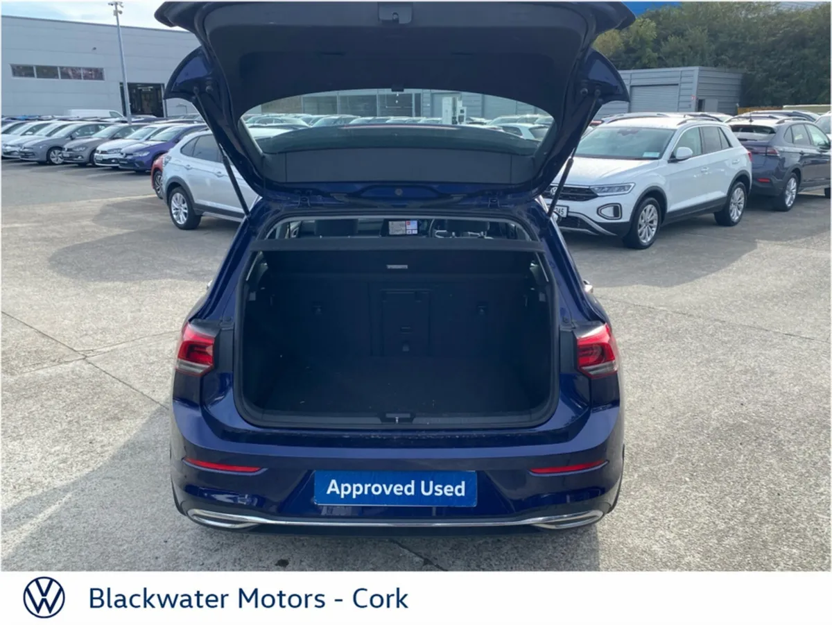 Volkswagen Golf Estate, Diesel, 2022, Blue