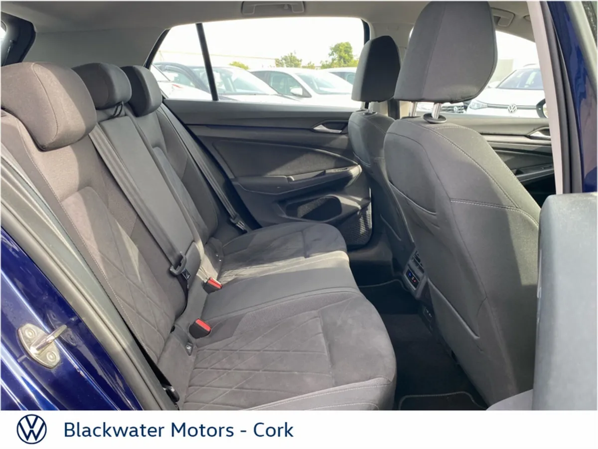 Volkswagen Golf Estate, Diesel, 2022, Blue