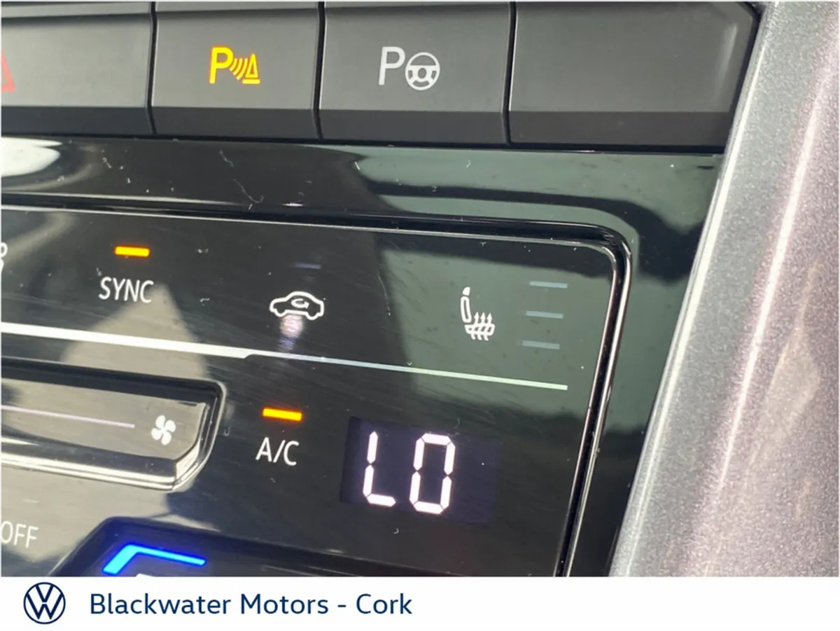 Volkswagen T-Roc SUV, Petrol, 2023, Grey