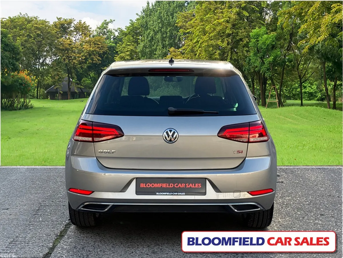 Volkswagen Golf Hatchback, Petrol, 2018, Silver