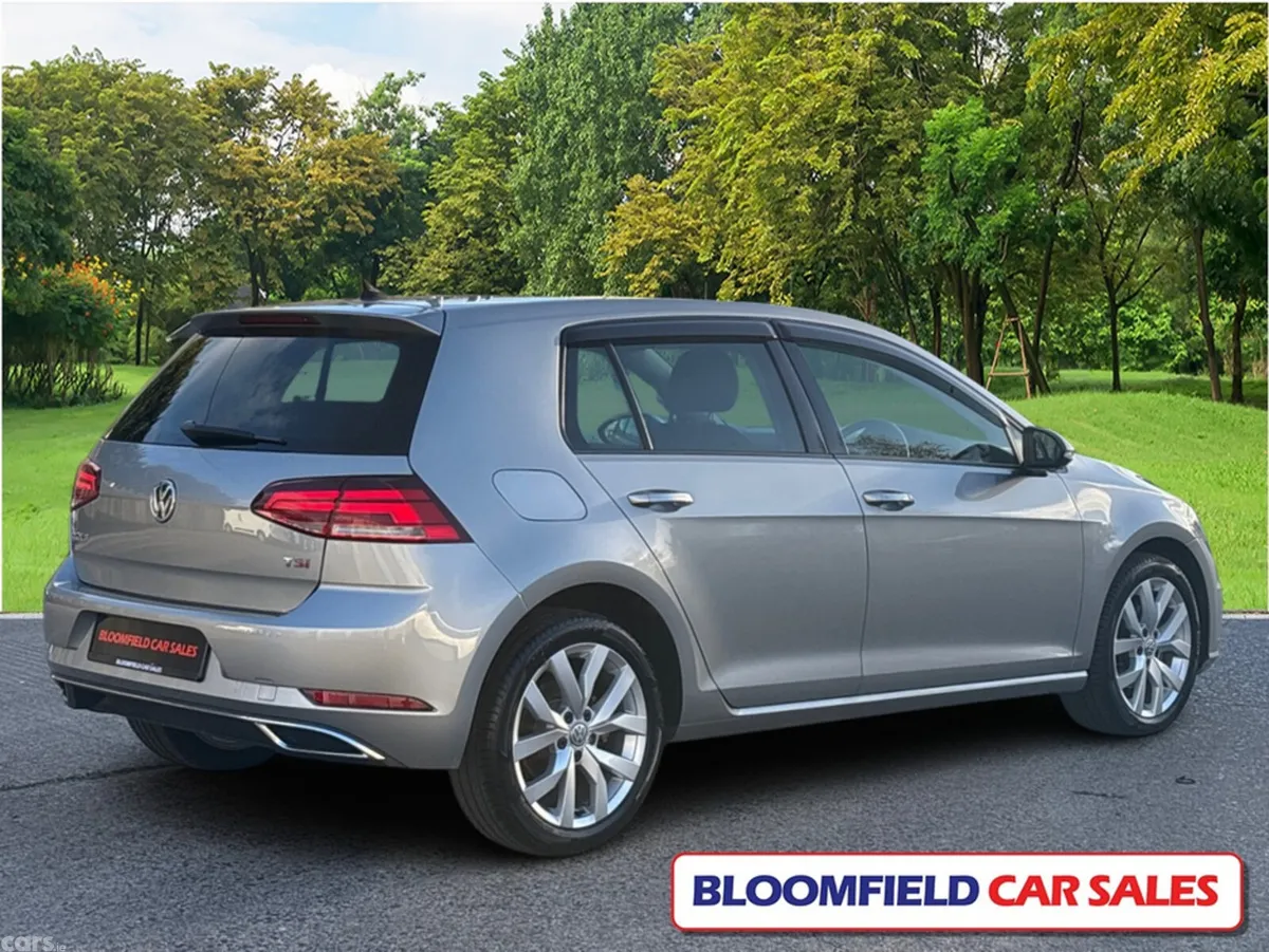 Volkswagen Golf Hatchback, Petrol, 2018, Silver