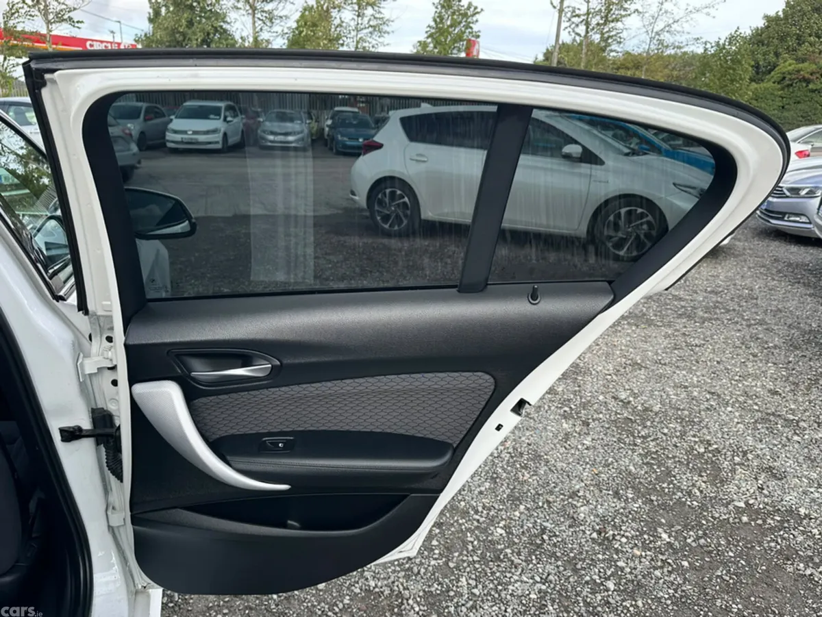 BMW 1-Series Hatchback, Diesel, 2016, White