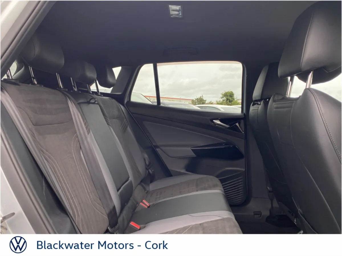 Volkswagen ID.4 Estate, Electric, 2025, Grey