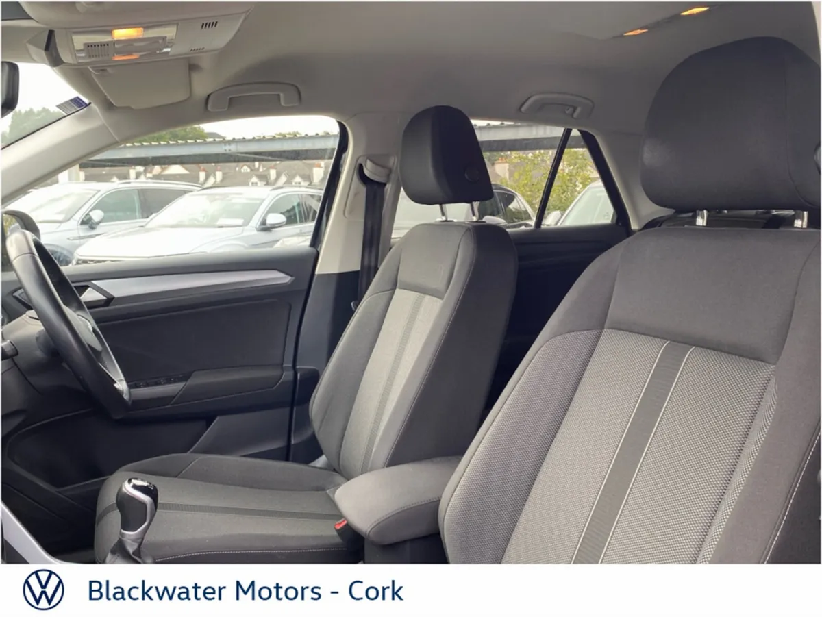 Volkswagen T-Roc SUV, Petrol, 2023, Black