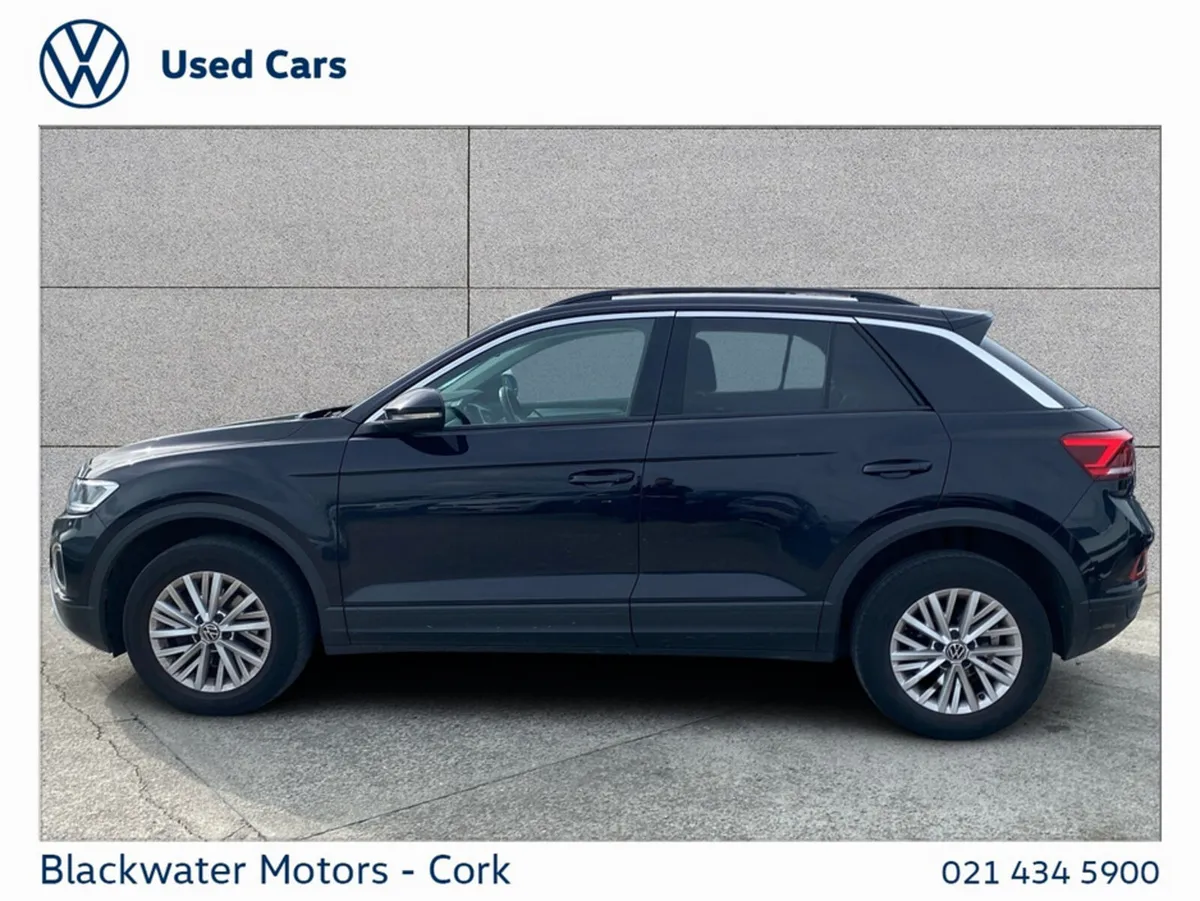 Volkswagen T-Roc SUV, Petrol, 2023, Black