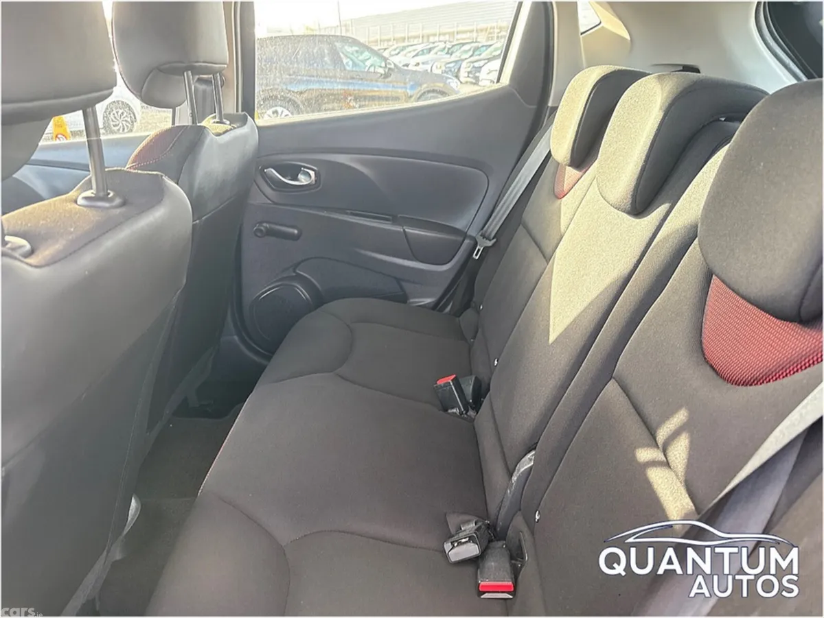 Renault Clio Hatchback, Petrol, 2017, Black