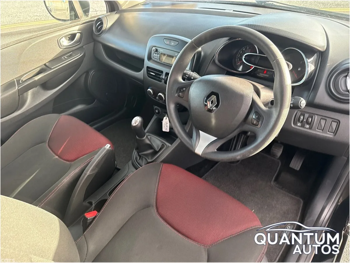 Renault Clio Hatchback, Petrol, 2017, Black