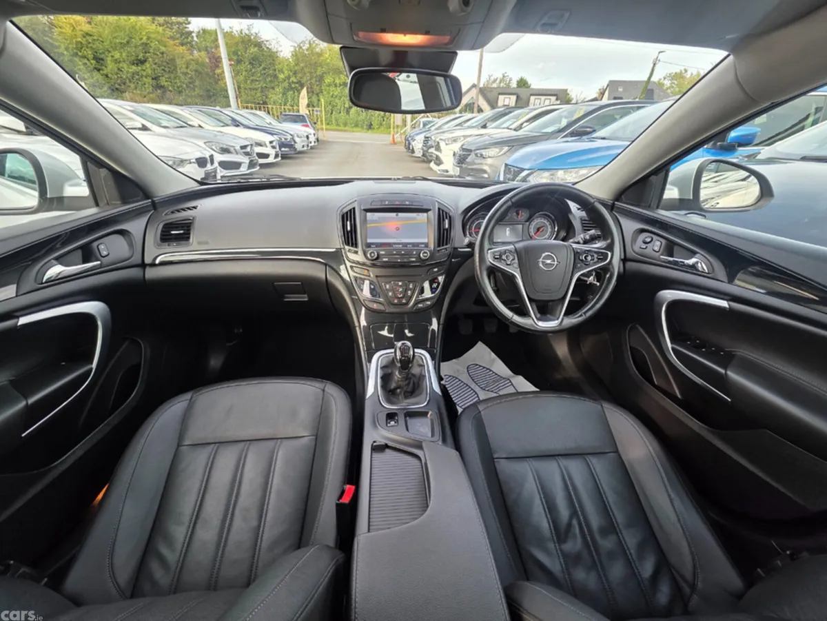 Opel Insignia Hatchback, Diesel, 2016, Silver