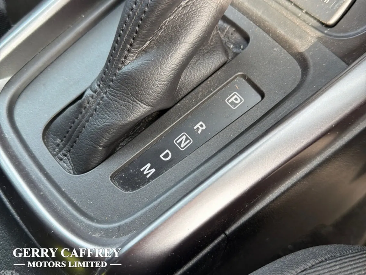 Suzuki SX4 Hatchback, Petrol Hybrid, 2023, Grey