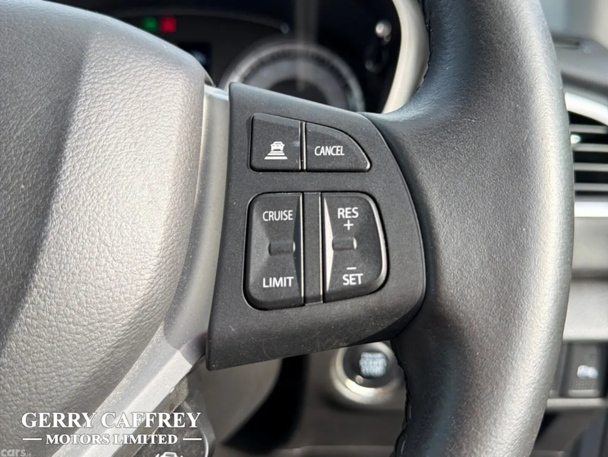 Suzuki SX4 Hatchback, Petrol Hybrid, 2023, Grey