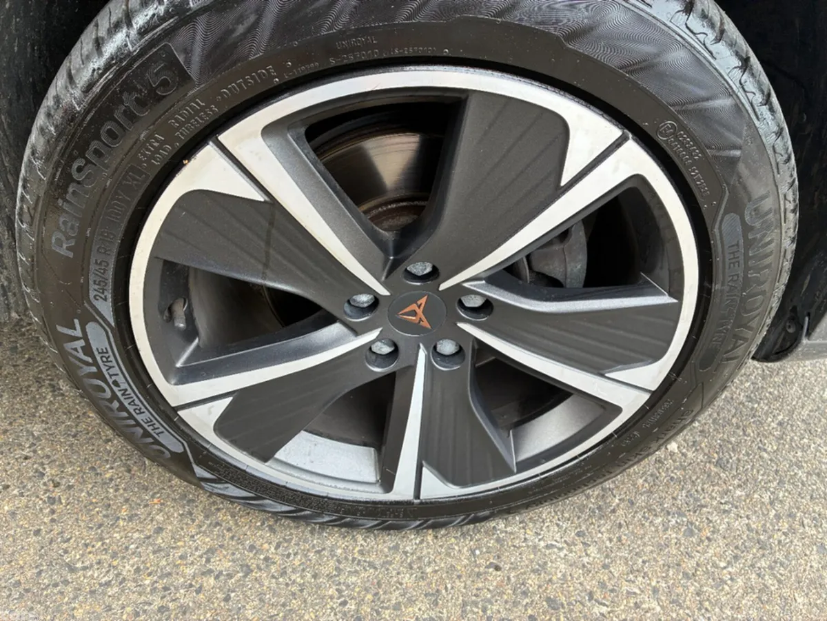 Cupra Formentor SUV, Petrol, 2022, Green