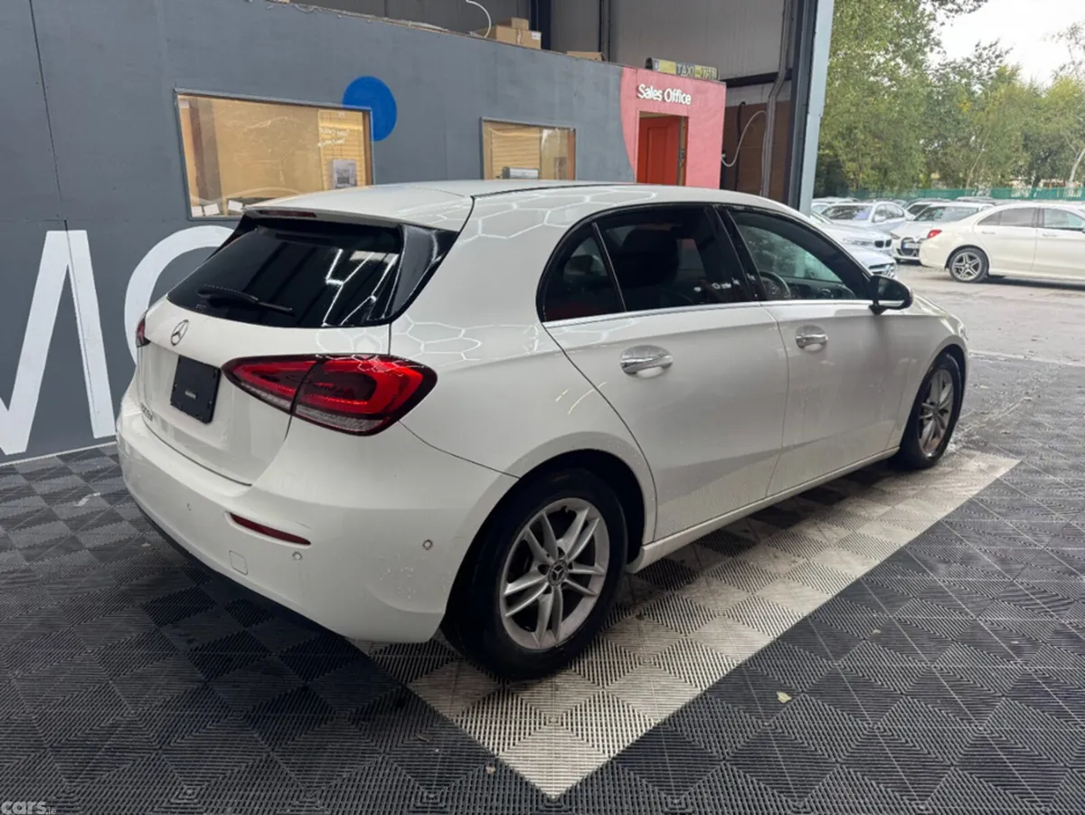 Mercedes-Benz A-Class Hatchback, Diesel, 2019, White