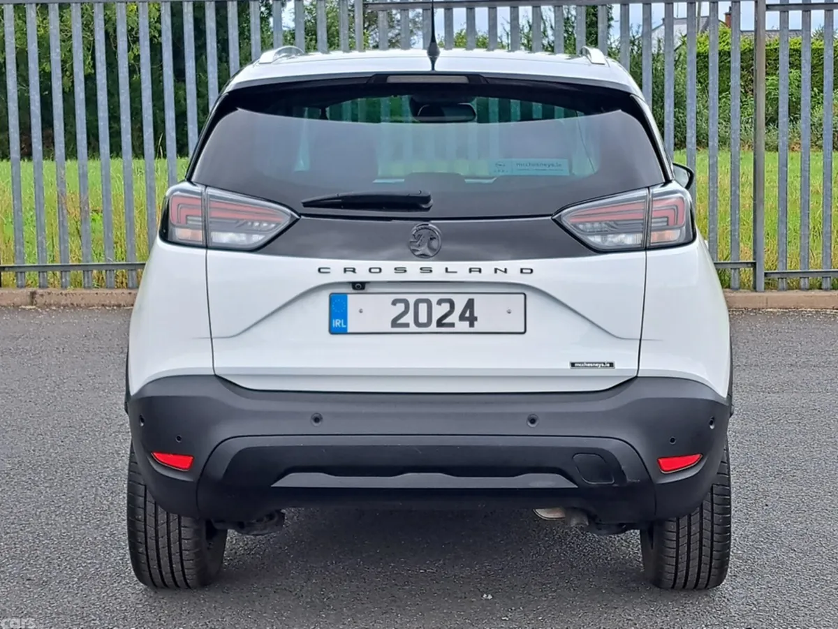Opel Crossland SUV, Petrol, 2024, White